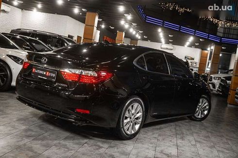 Lexus ES 2015 - фото 20