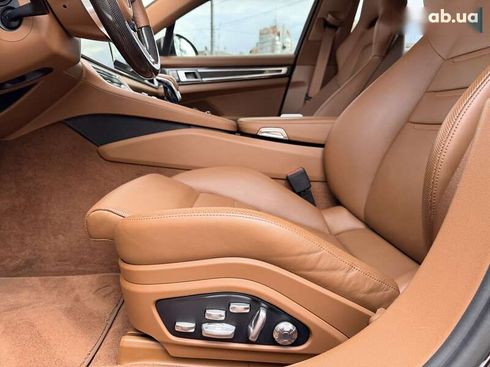 Porsche Panamera 2019 - фото 16