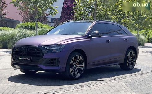 Audi Q8 2021 - фото 11