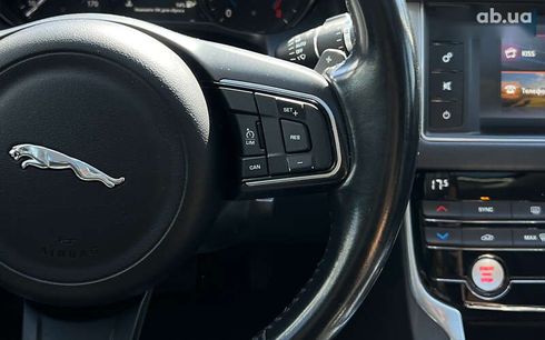 Jaguar XF 2017 - фото 16