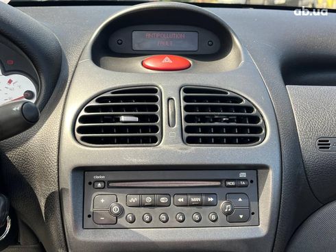 Peugeot 206 2003 черный - фото 30