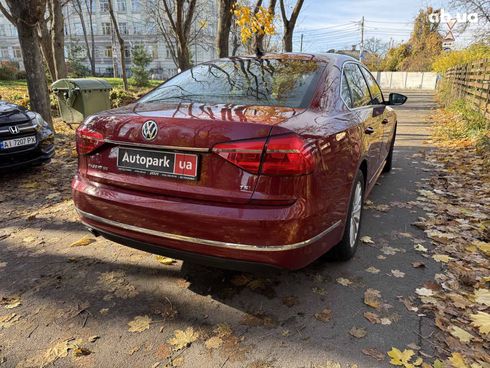 Volkswagen Passat 2016 красный - фото 5