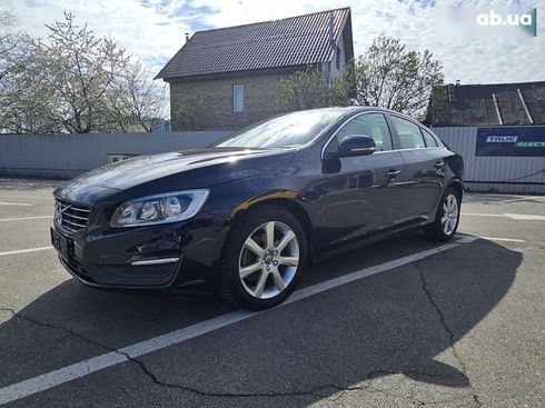 Volvo S60 2015 - фото 7