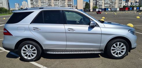 Mercedes-Benz M-Класс 2013 серебристый - фото 4
