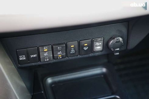 Toyota RAV4 2013 - фото 18