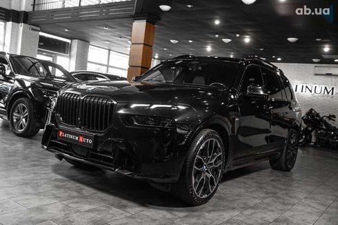 BMW X7 2023 - фото 26