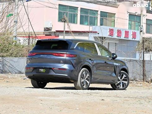 BYD Tang 2025 - фото 6