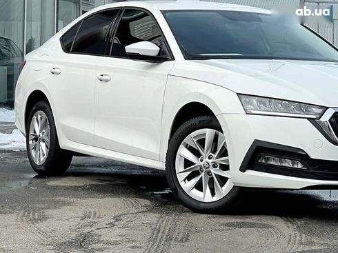 Skoda Octavia 2020 - фото 13