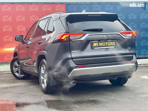 Toyota RAV4 2023 - фото 4