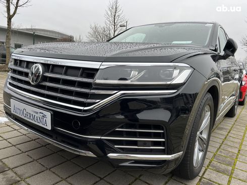 Volkswagen Touareg 2022 - фото 24