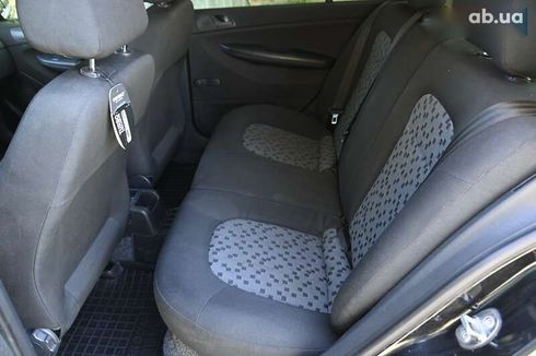 Skoda Fabia 2007 - фото 28