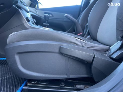 Chevrolet Cruze 2010 серый - фото 19