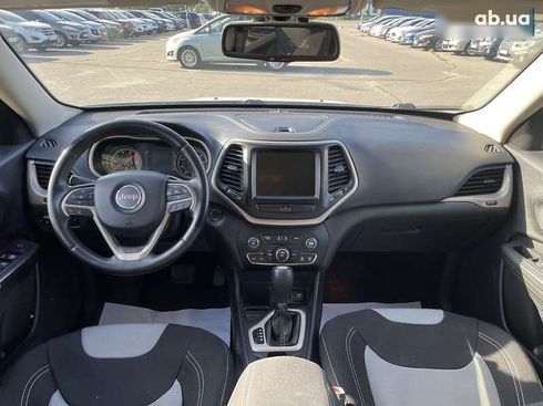 Jeep Cherokee 2016 - фото 17