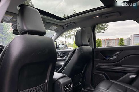 Lincoln Corsair 2021 - фото 25