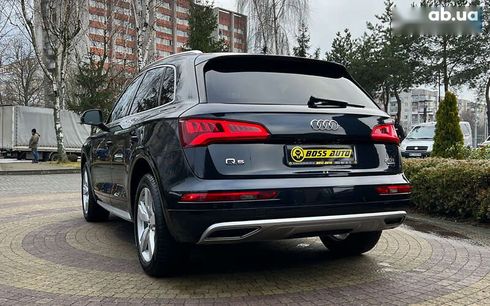 Audi Q5 2017 - фото 5