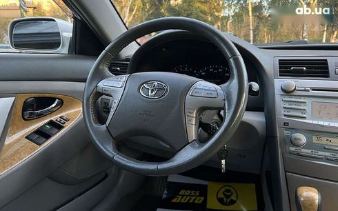 Toyota Camry 2006 - фото 12