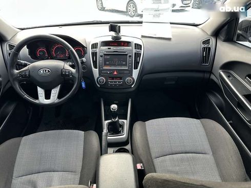 Kia Cee'd 2012 - фото 30