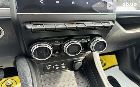 Renault Zoe 2021 - фото 18