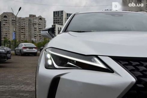 Lexus UX 2021 - фото 14