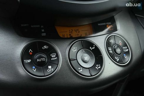 Toyota RAV4 2010 - фото 26