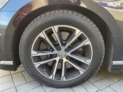 Volkswagen passat b8 2017 черный - фото 13