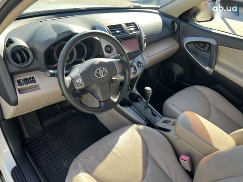 Toyota RAV4 2008 - фото 29