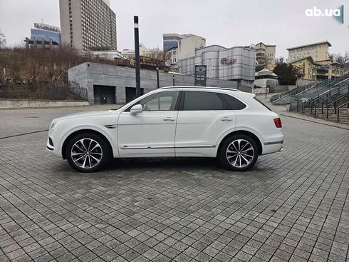 Bentley Bentayga 2017 - фото 4