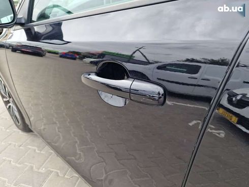 Volvo V40 2018 - фото 17