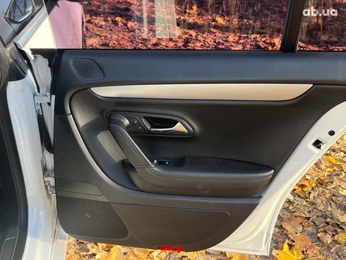 Volkswagen Passat CC 2009 белый - фото 24