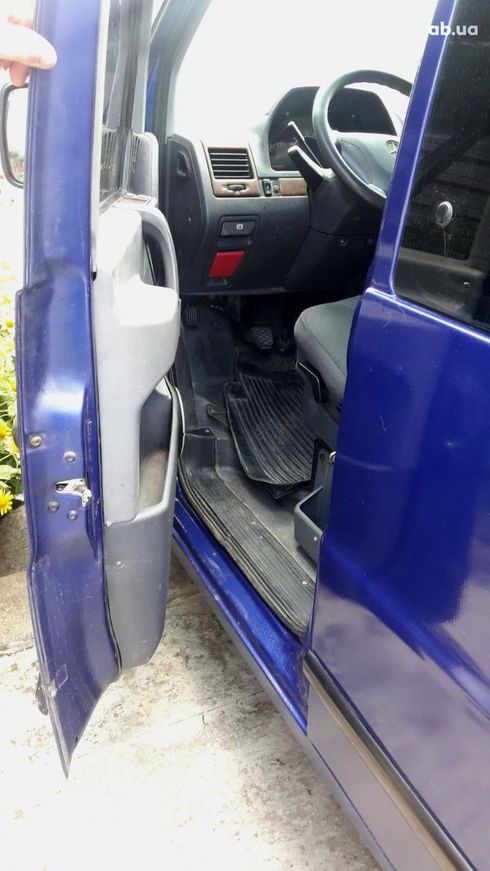 Mercedes-Benz Vito 2000 синий - фото 8