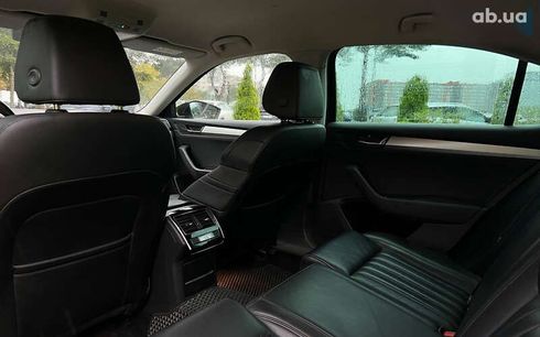 Skoda Superb 2018 - фото 17