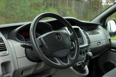 Opel Vivaro 2012 серый - фото 5