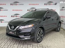 Продаж вживаних Nissan Rogue 2020 року у Львові - купити на Автобазарі