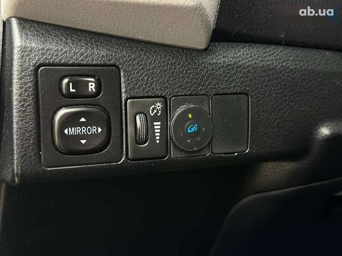 Toyota Corolla 2015 - фото 24
