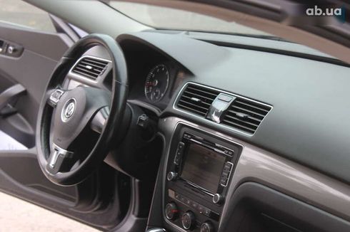 Volkswagen Passat 2015 - фото 20