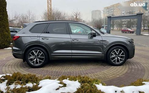 Volkswagen Touareg 2022 - фото 8