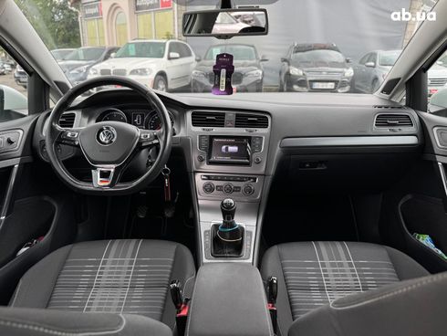 Volkswagen Golf 2015 белый - фото 32