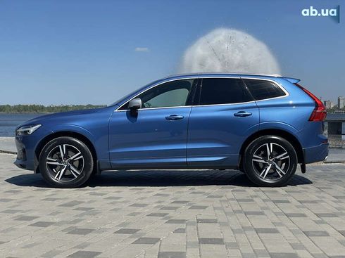Volvo XC60 2018 - фото 21