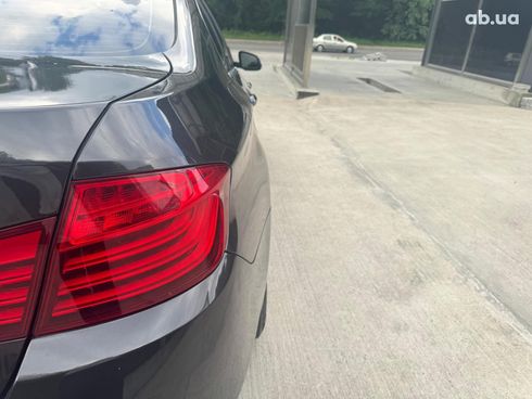 BMW 5 серия 2015 серый - фото 13