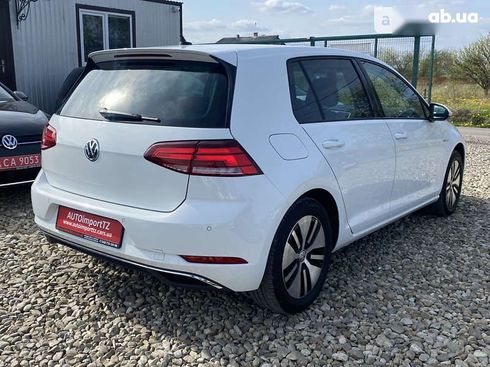 Volkswagen e-Golf 2020 - фото 12