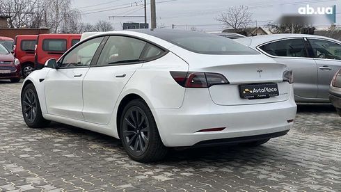 Tesla Model 3 2022 - фото 15