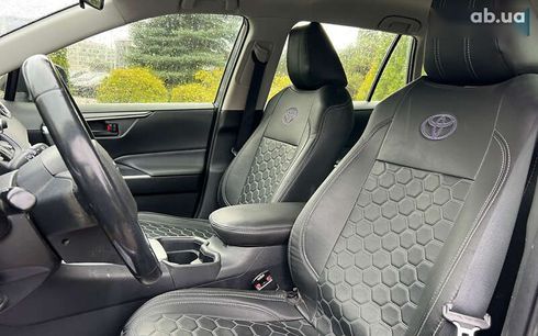 Toyota RAV4 2020 - фото 9