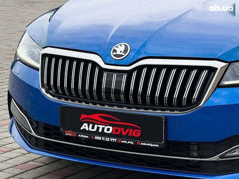 Skoda Superb 2022 - фото 19