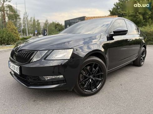 Skoda Octavia 2017 - фото 6