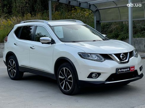 Nissan X-Trail 2015 белый - фото 3