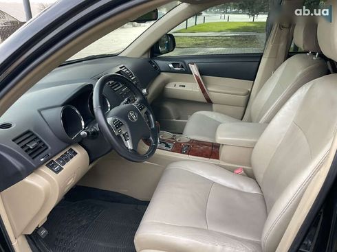 Toyota Highlander 2013 - фото 29