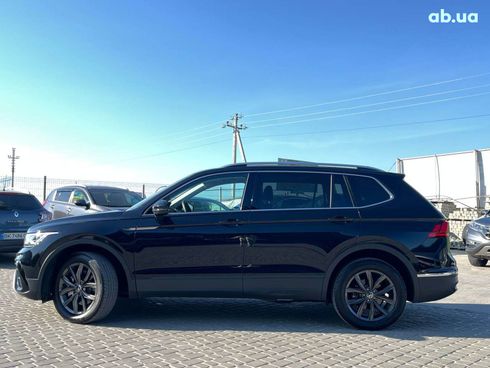 Volkswagen Tiguan 2021 черный - фото 11