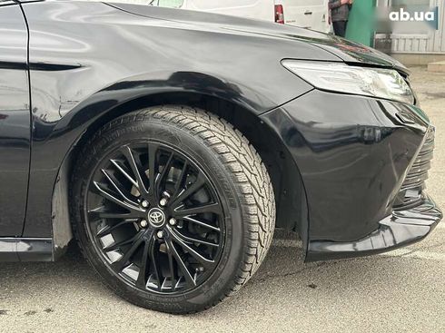 Toyota Camry 2019 - фото 14