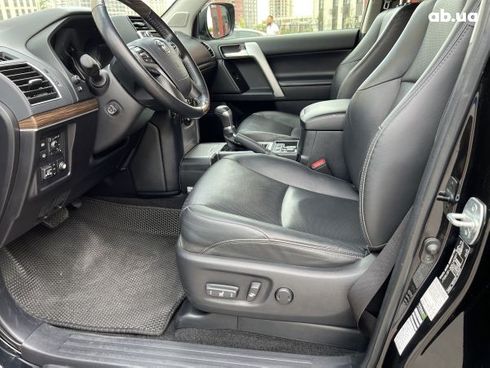 Toyota Land Cruiser Prado 2020 - фото 10