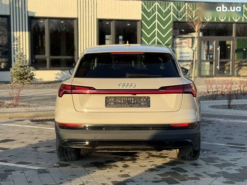Audi E-Tron 2020 - фото 5